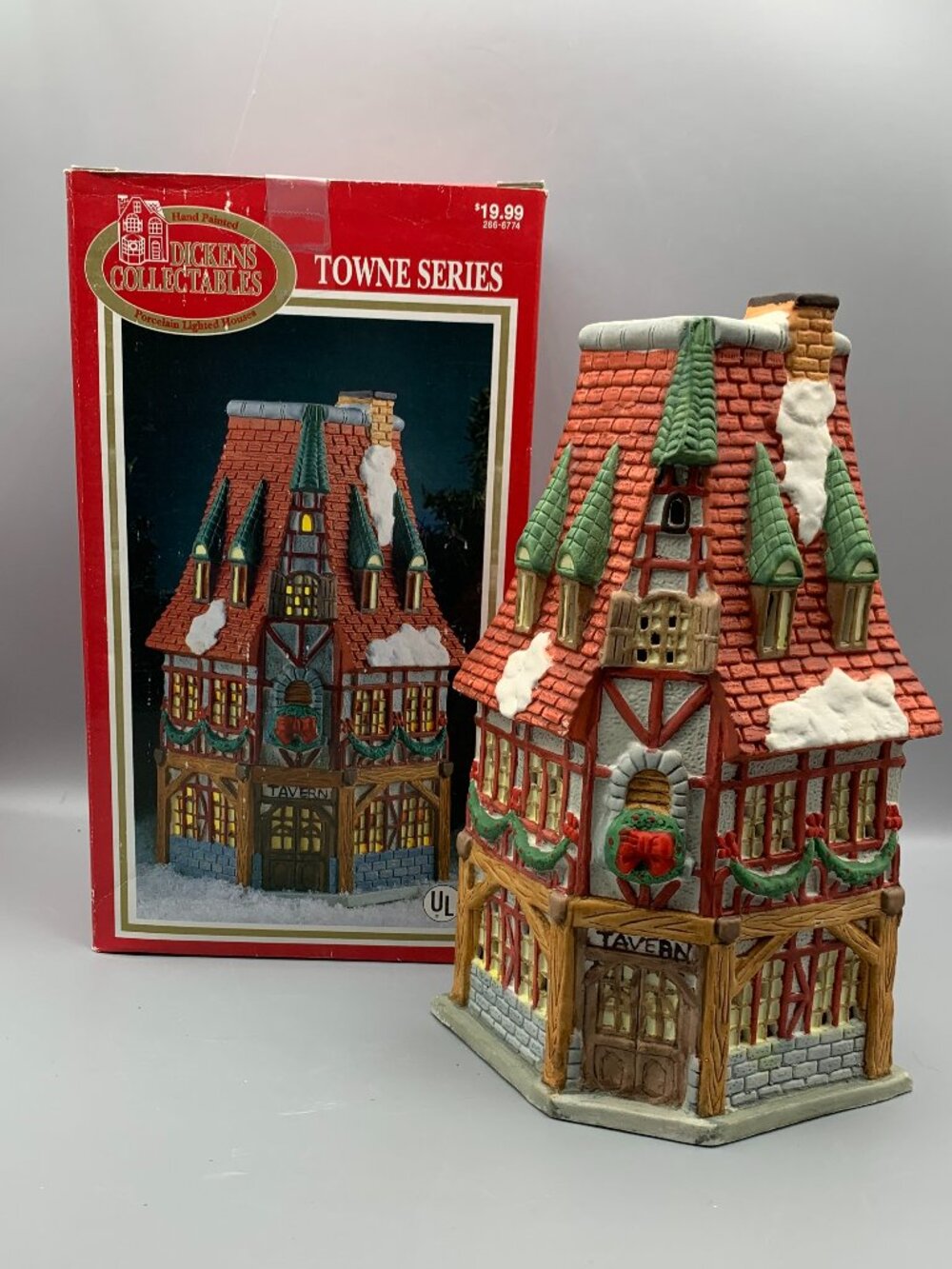 Dickens Collectables Towne Series Porcelain Lighted Christmas Village Tavern